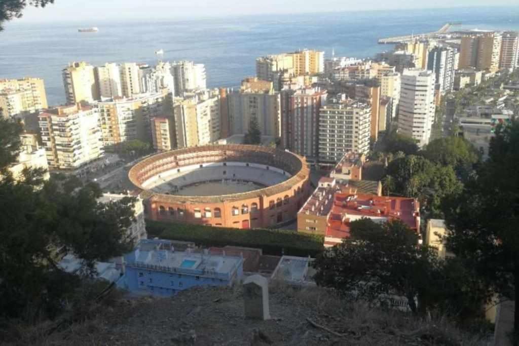 Apartamento En Pleno Centro De Málaga Dış mekan fotoğraf